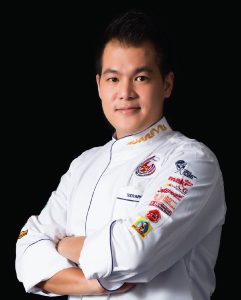 ธีรภัทร ตียาสุนทรานนท์ (เชฟอาร์)