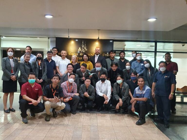 Dusit Thani College learns about green energy from the neighboring Seacon Square  