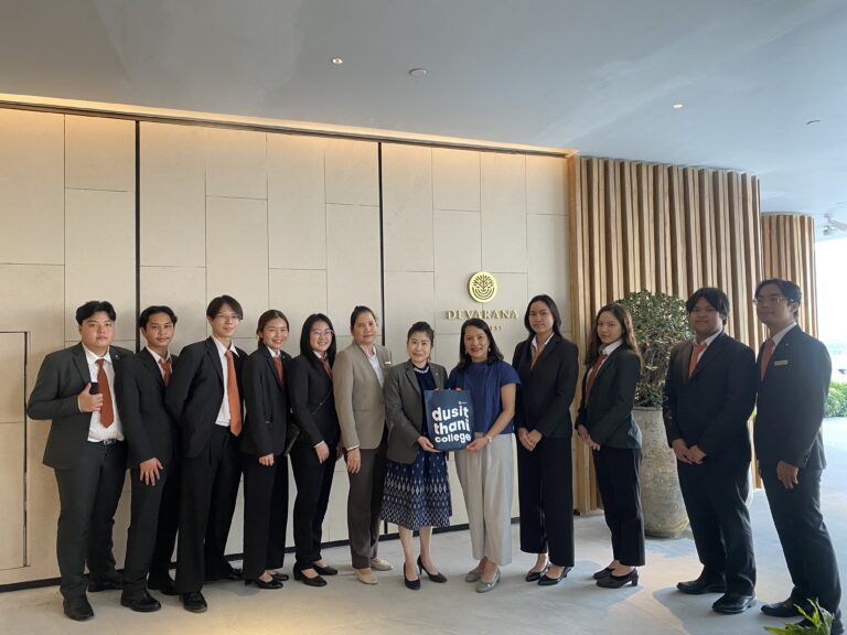 วิทยาลัยดุสิตธานีพานักศึกษาเยี่ยมชมกิจการด้านสุขภาพและความงาม Devarana Wellness โรงแรมดุสิตธานี กรุงเทพฯ