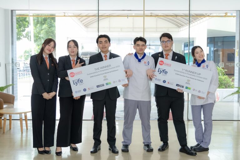 นักศึกษาวิทยาลัยดุสิตธานีสร้างชื่อระดับอินเตอร์ฯ คว้ารางวัลใหญ่ Sustainability in Hospitality Contest 2025 จาก The Alliance Network