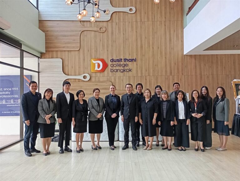 วิทยาลัยดุสิตธานีต้อนรับผู้แทนจาก THE-ICE 