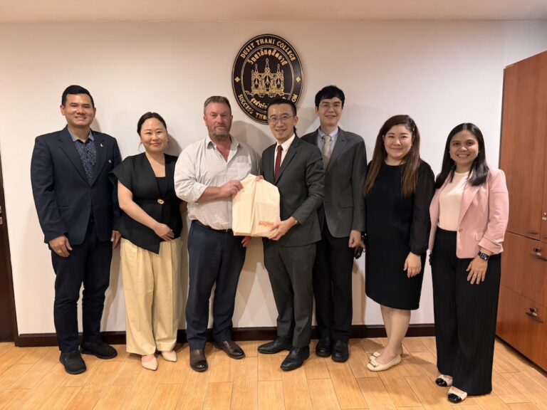วิทยาลัยดุสิตธานีให้การต้อนรับสถาบัน William Angliss Institute 