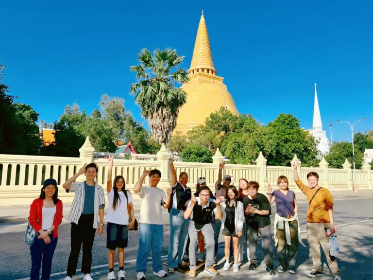 Cross-Cultural Trip Promoting Intercultural Learning and Thai Way of Life in Nakhon Pathom Province 
