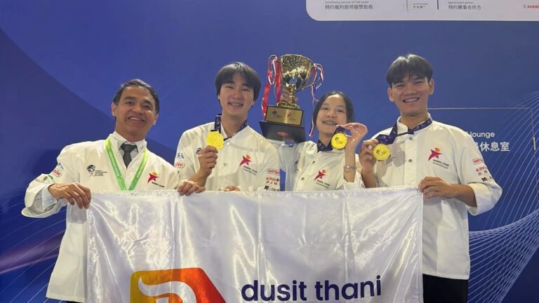 นักศึกษาวิทยาลัยดุสิตธานีสร้างชื่อให้ประเทศไทย คว้าชัยระดับนานาชาติอีกครั้งจากประเทศจีน 