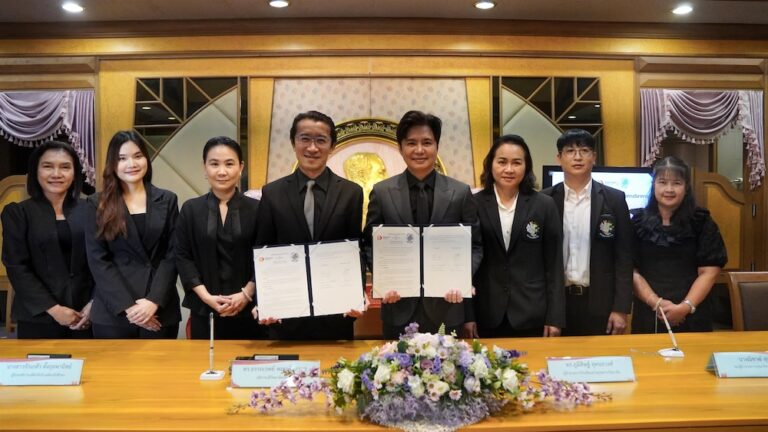 วิทยาลัยดุสิตธานี เซ็น MoU กับโรงเรียนสวนกุหลาบวิทยาลัย  