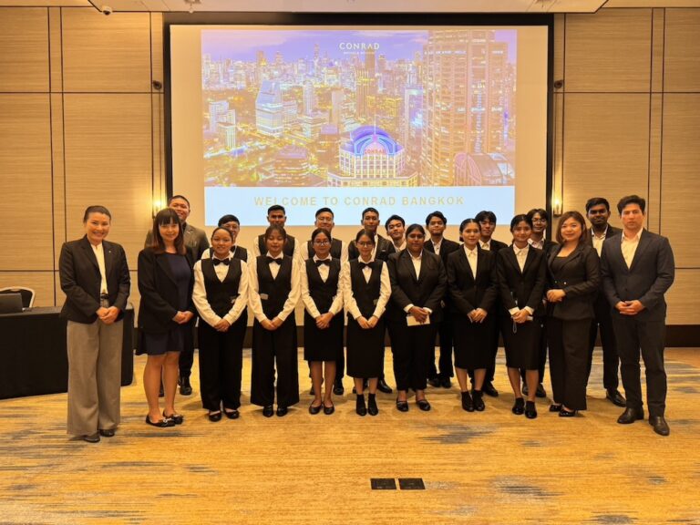 Dusit Hospitality Academy TOP Students Visit Conrad Bangkok 